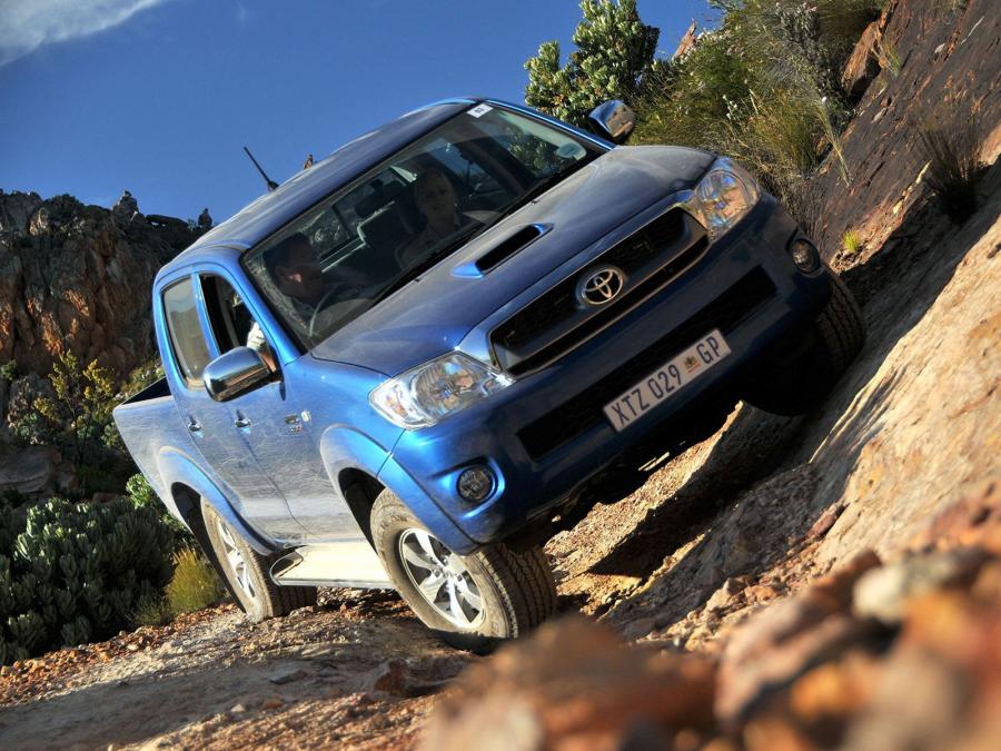  Toyota Hilux Double Cab 2008 года  (ZA) (фото 9 из 24)